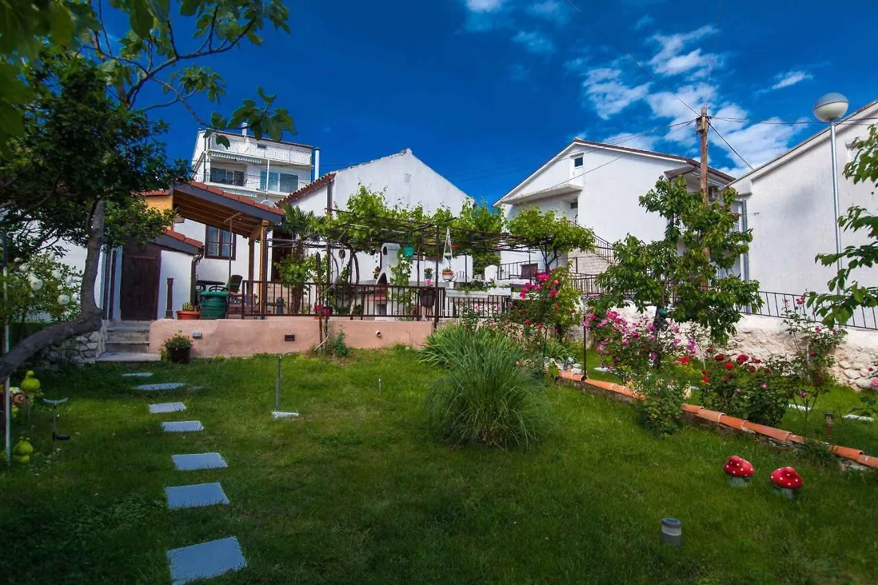 Holiday Home In Crikvenica 42246 クロアチア